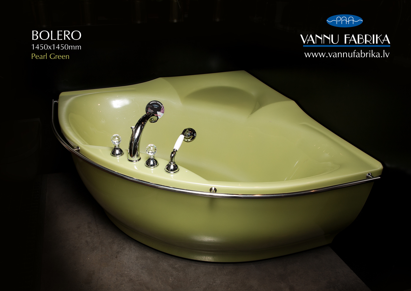 PAA Vannufabrikas salona izpārdošanā Bolero akrila vanna par lielisku cenu - ieskaties!