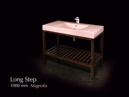 PAA Akmens masas izlietne Long Step 1000 Magnolia krāsā uz Slow Coffee plaukta ar MZ maisītāju