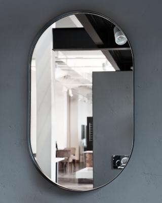 PAA Vannu Salons piedāvā ovālu spoguli metāla rāmī, 600x1000 mm